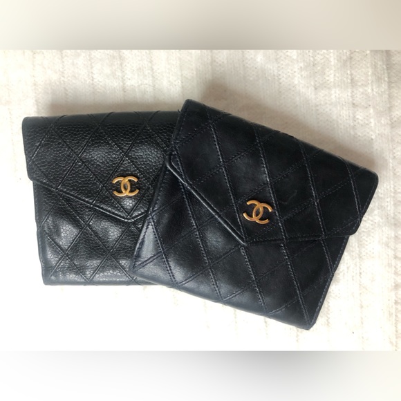 CHANEL Navy Quilted Lambskin Compact Wallet 24k Gold Hardware - Picture 15 of 15